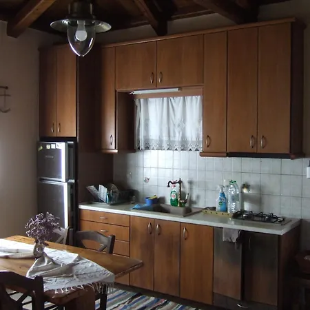 Antonis Stone House Holiday home Zarakes