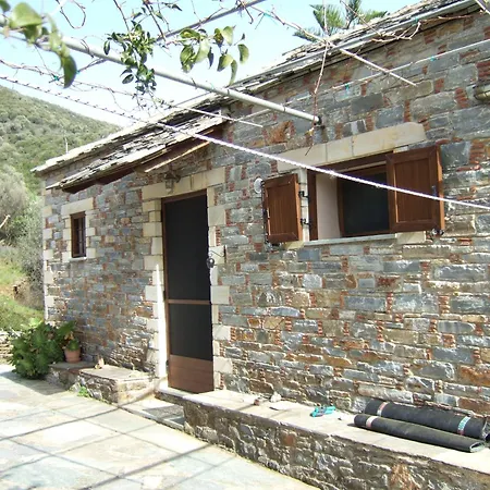 Holiday home Antonis Stone House Zarakes