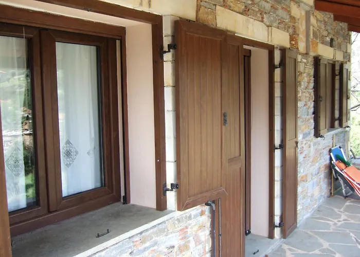 Antonis Stone House *