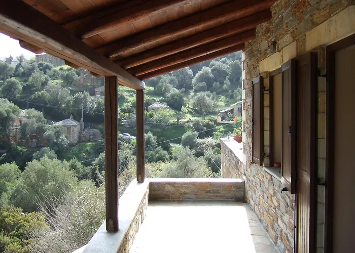 Casa de Férias Antonis Stone House