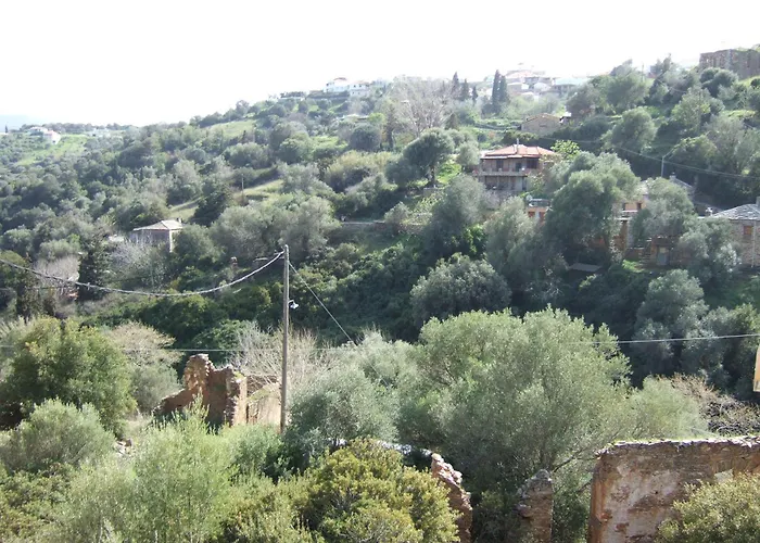 Antonis Stone House *