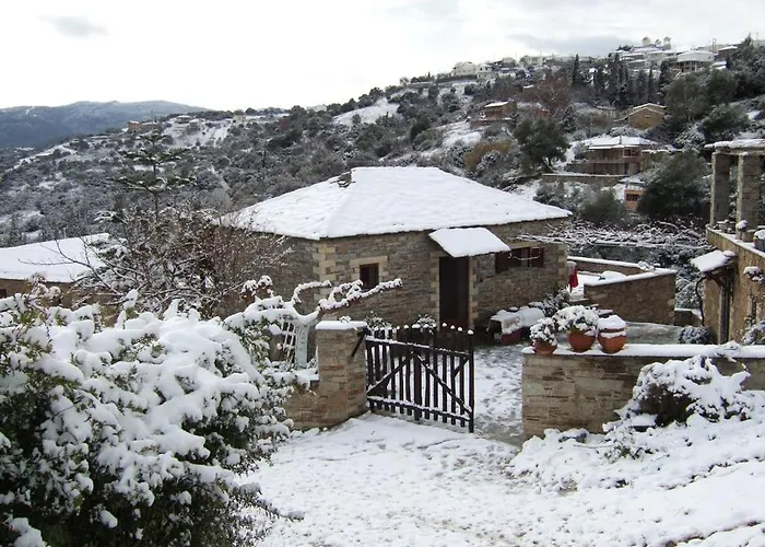 Antonis Stone House Zárakes