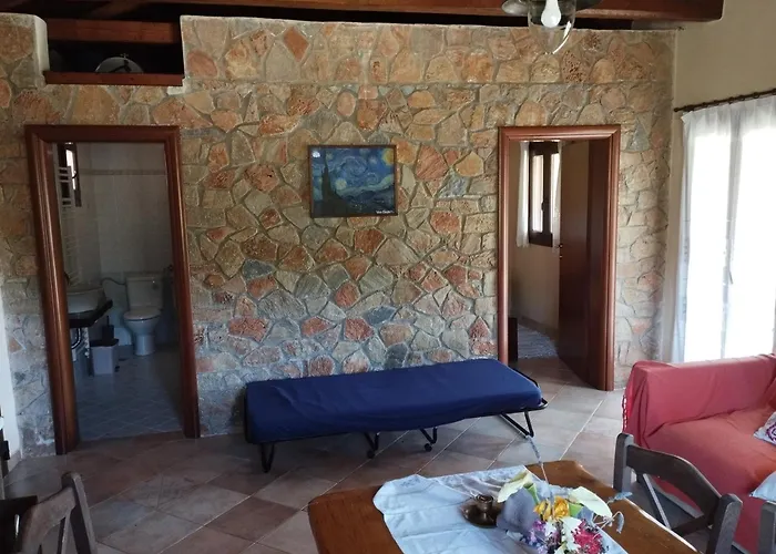 Casa de Férias Antonis Stone House *